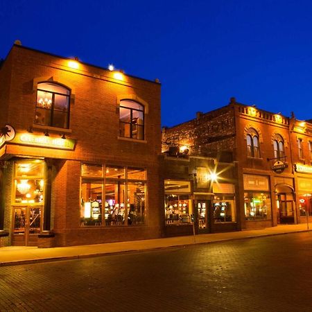 Celebrity Hotel Deadwood Bagian luar foto
