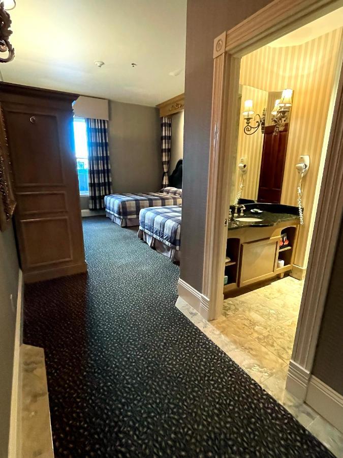 Celebrity Hotel Deadwood Bagian luar foto