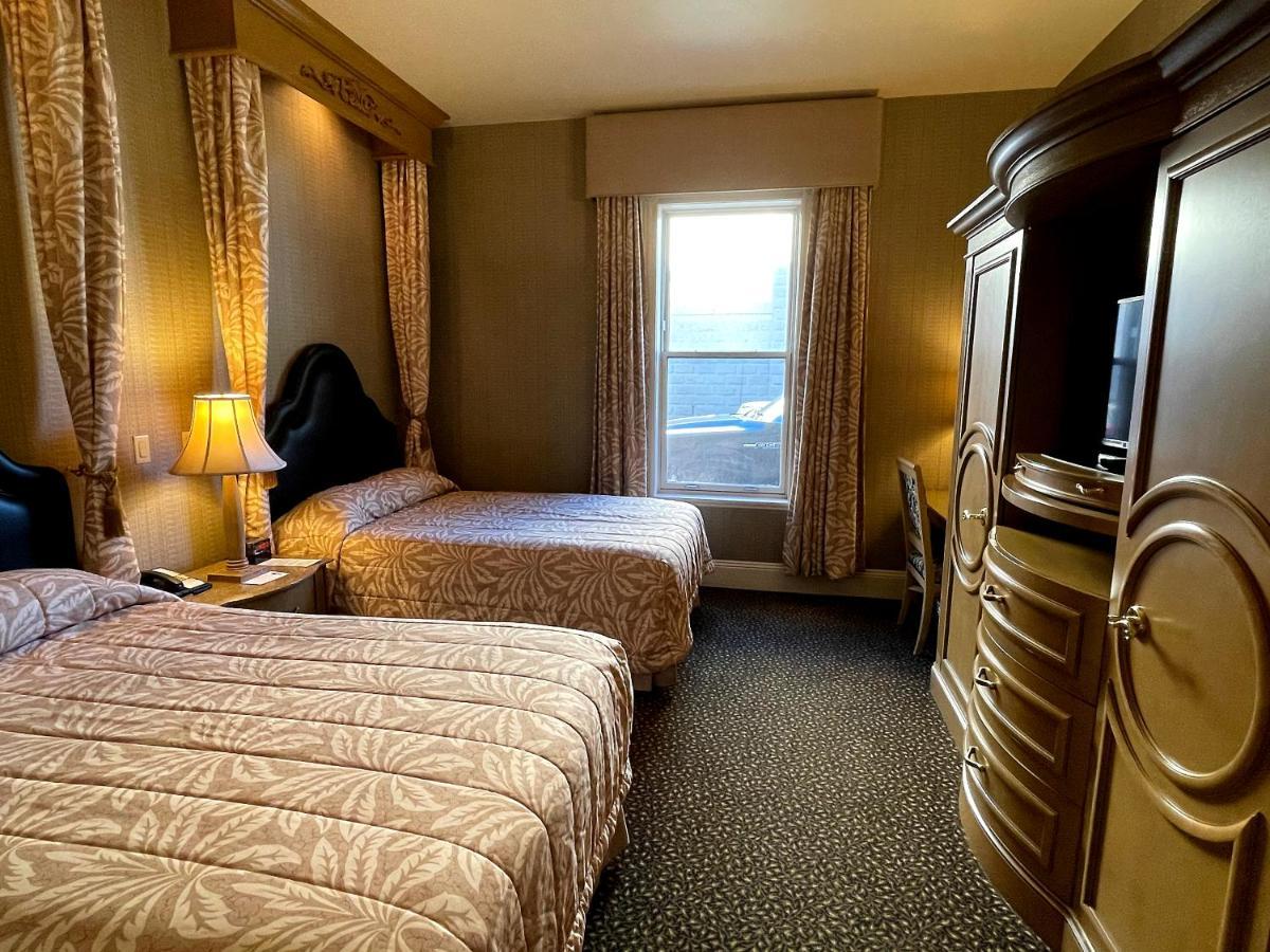 Celebrity Hotel Deadwood Bagian luar foto
