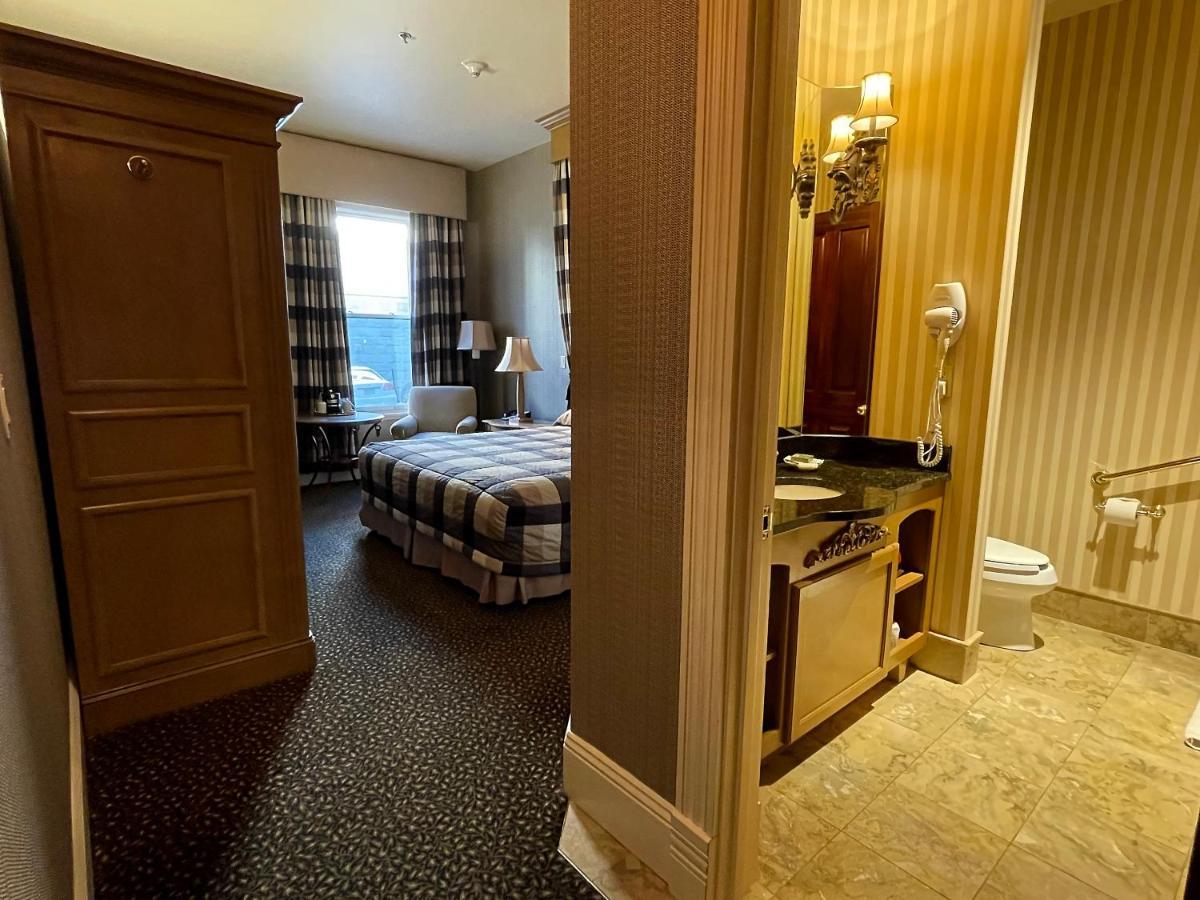 Celebrity Hotel Deadwood Bagian luar foto