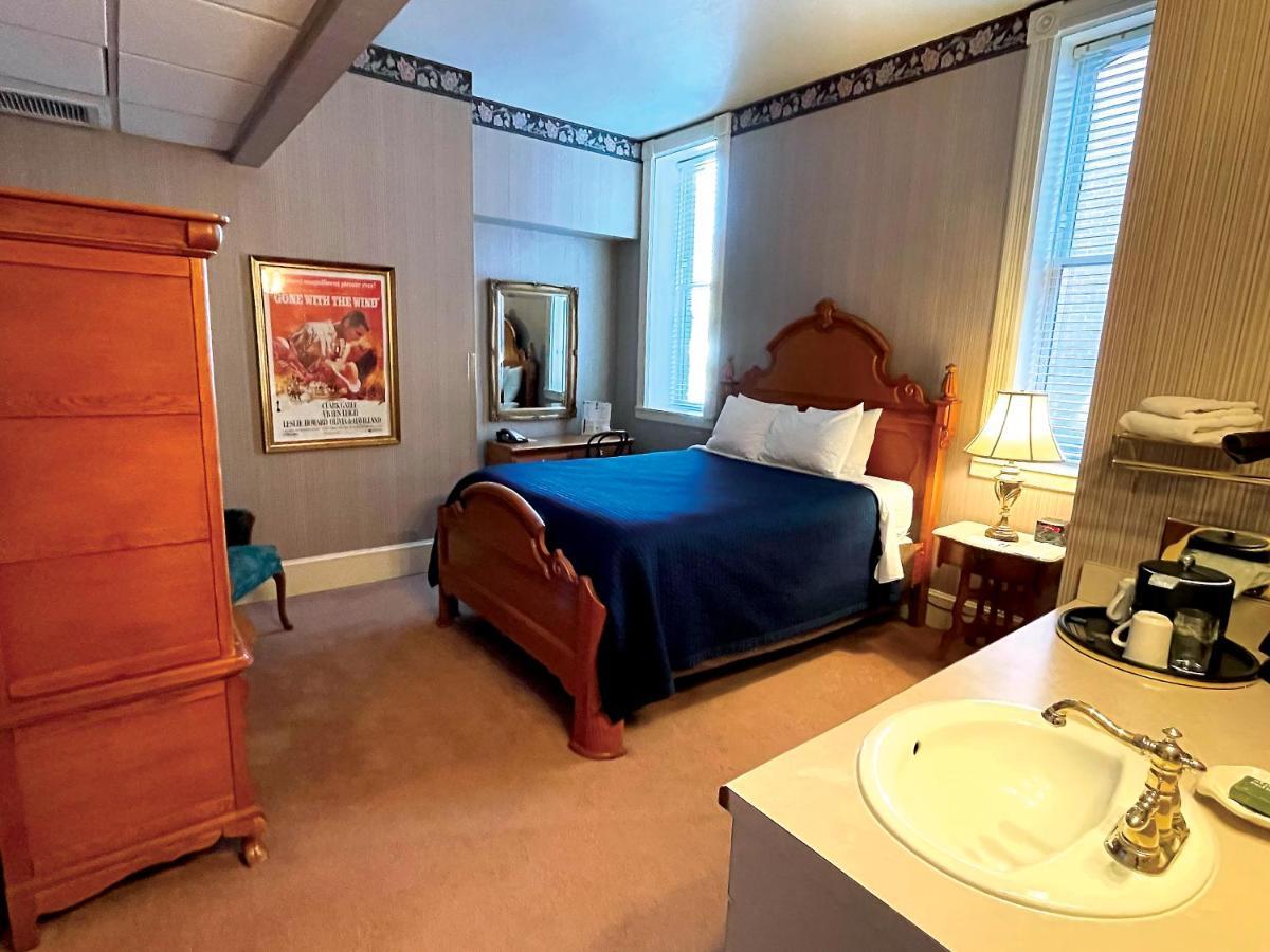 Celebrity Hotel Deadwood Bagian luar foto