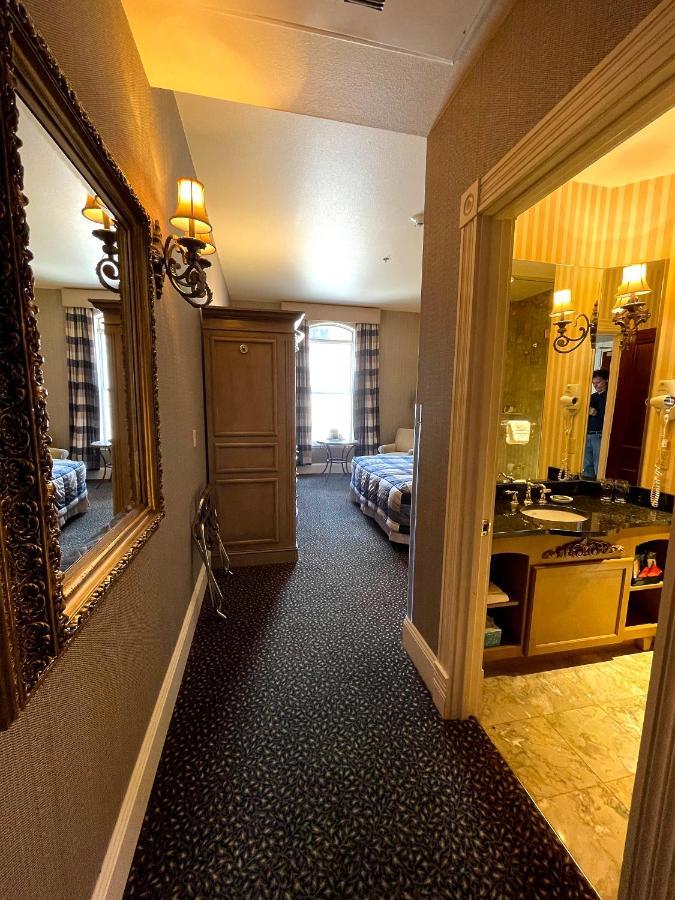 Celebrity Hotel Deadwood Bagian luar foto