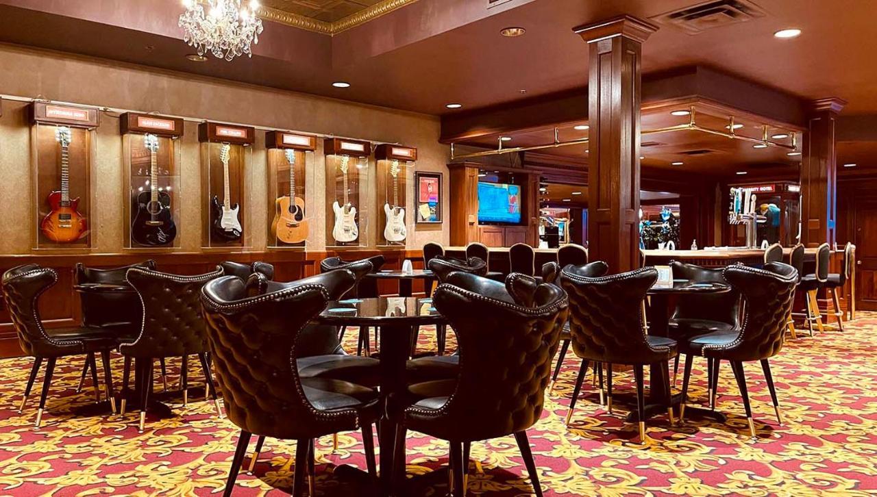 Celebrity Hotel Deadwood Bagian luar foto